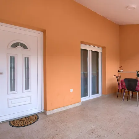 Aurelia - Terrace With Lemon Garden View דירה *