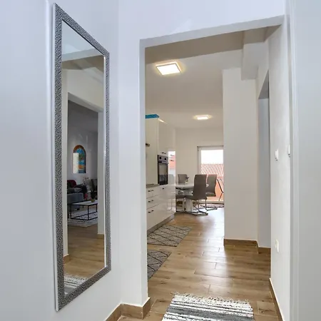 Aurelia - Terrace With Lemon Garden View Apartament